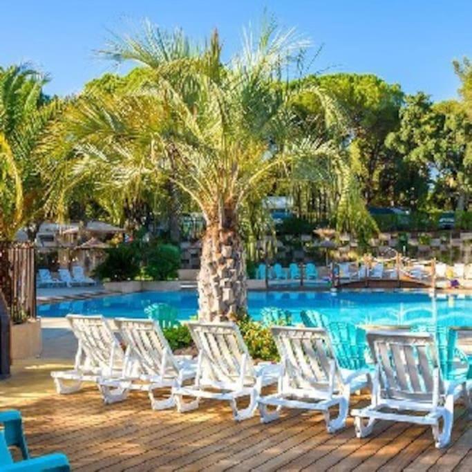 Mobile Home 6-Pers Camping Lei Suves-Cotes D'Azur-Including Airco Рокбрюн-сюр-Аржан Екстериор снимка