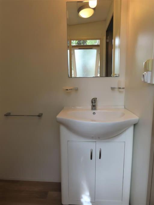 Mobile Home 6-Pers Camping Lei Suves-Cotes D'Azur-Including Airco Рокбрюн-сюр-Аржан Екстериор снимка